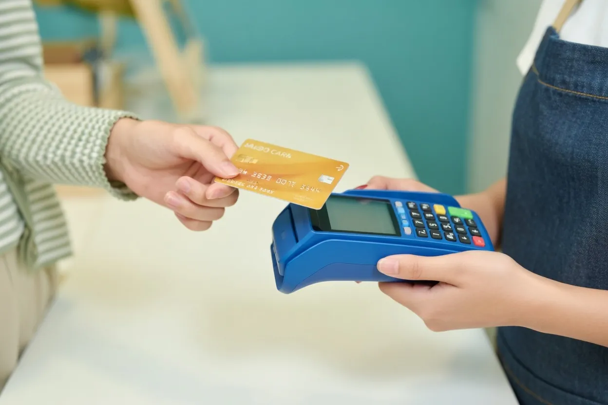 Veteran Blocked from His Own $4,600 Tax Refund — The 'Prepaid Card' Trap Nobody Warned Him About